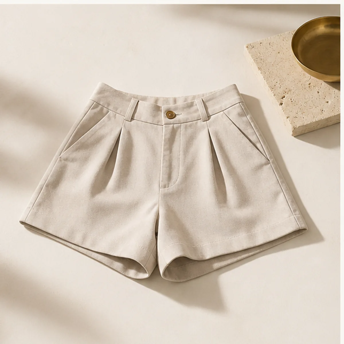 Pantaloni scurți damă – Stradal Outlet